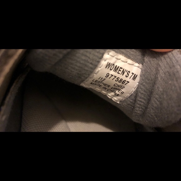 Sperry’s - Picture 4 of 4